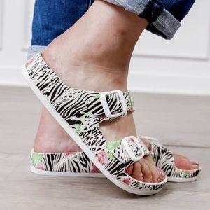 GYPSY JAZZ Slip On Sandal Size 10